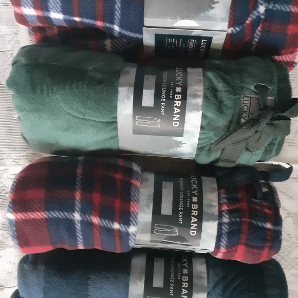 Lucky Brand Fleece Lounge Pants - Picture 6 of 10